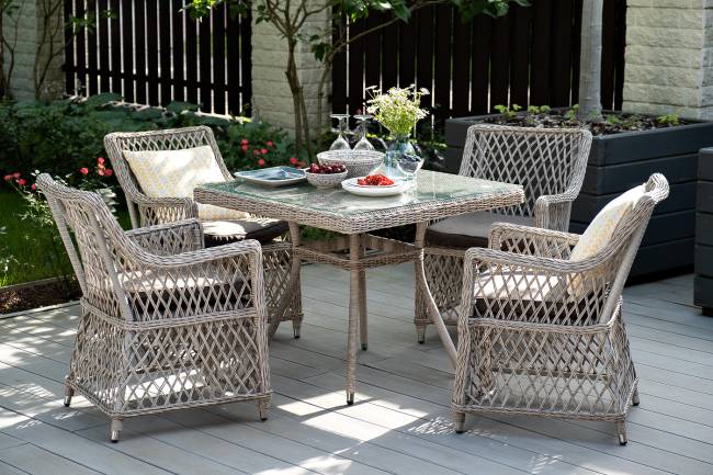 "Айриш" стол плетеный из искусственного ротанга, цвет бежевый "Айриш" стол плетеный из искусственного ротанга, цвет бежевый