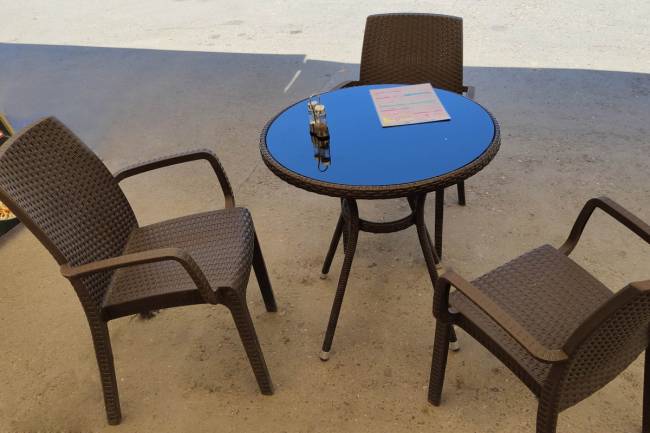 Стул B:rattan INDIANA с подлокотниками, коричневый Стул B:rattan INDIANA с подлокотниками, коричневый