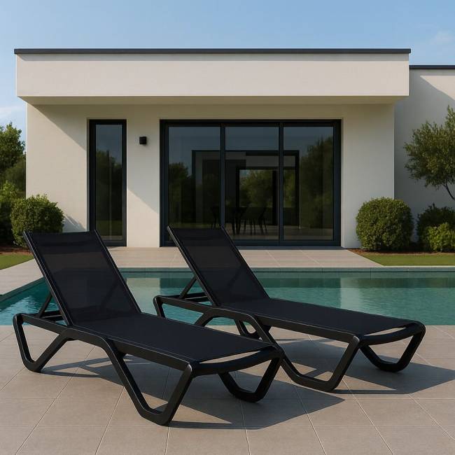 Комплект шезлонгов ENZO в черном цвете Комплект шезлонгов ENZO в черном цвете