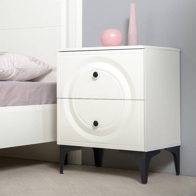 Комплект белой мебели для спальни Валенсия № 35 цвет белый шагрень/чёрный Комплект белой мебели для спальни Валенсия № 35 цвет белый шагрень/чёрный